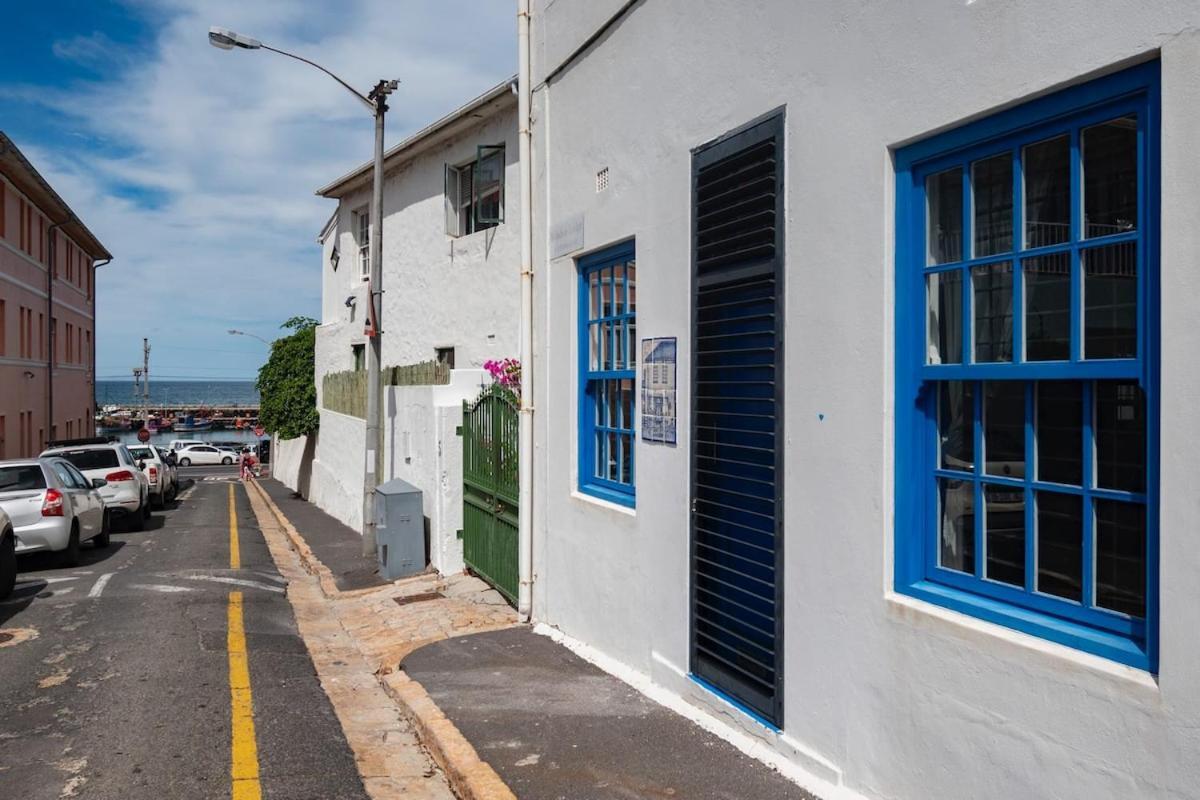 The Old Shop Loft In The Heart Of * Kalk Bay