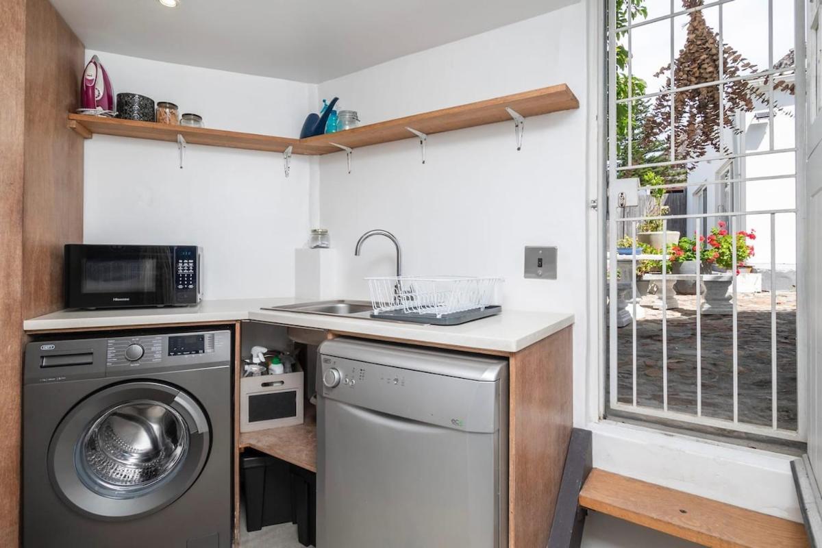 The Old Shop Loft In The Heart Of