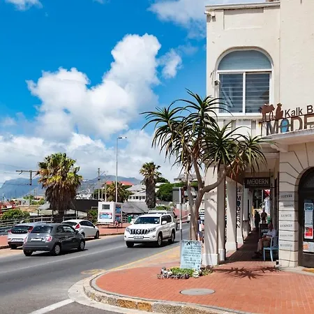 The Old Shop Loft Apt In The Heart Of Kalk Bay Exterior photo