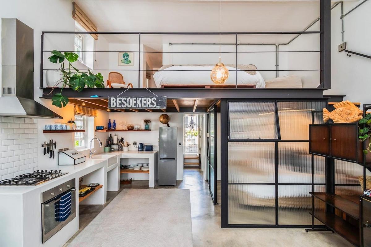 The Old Shop Loft In The Heart Of Apartment Kalk Bay