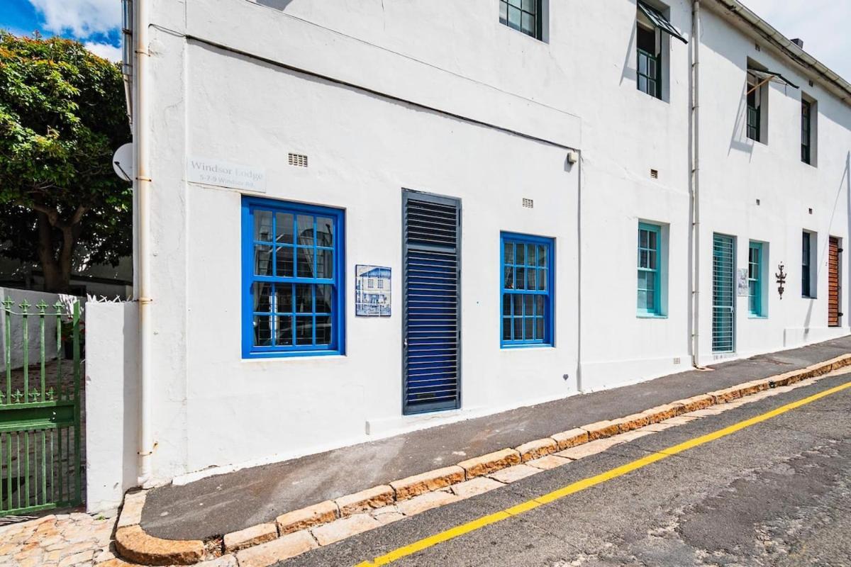 The Old Shop Loft In The Heart Of Apartment Kalk Bay