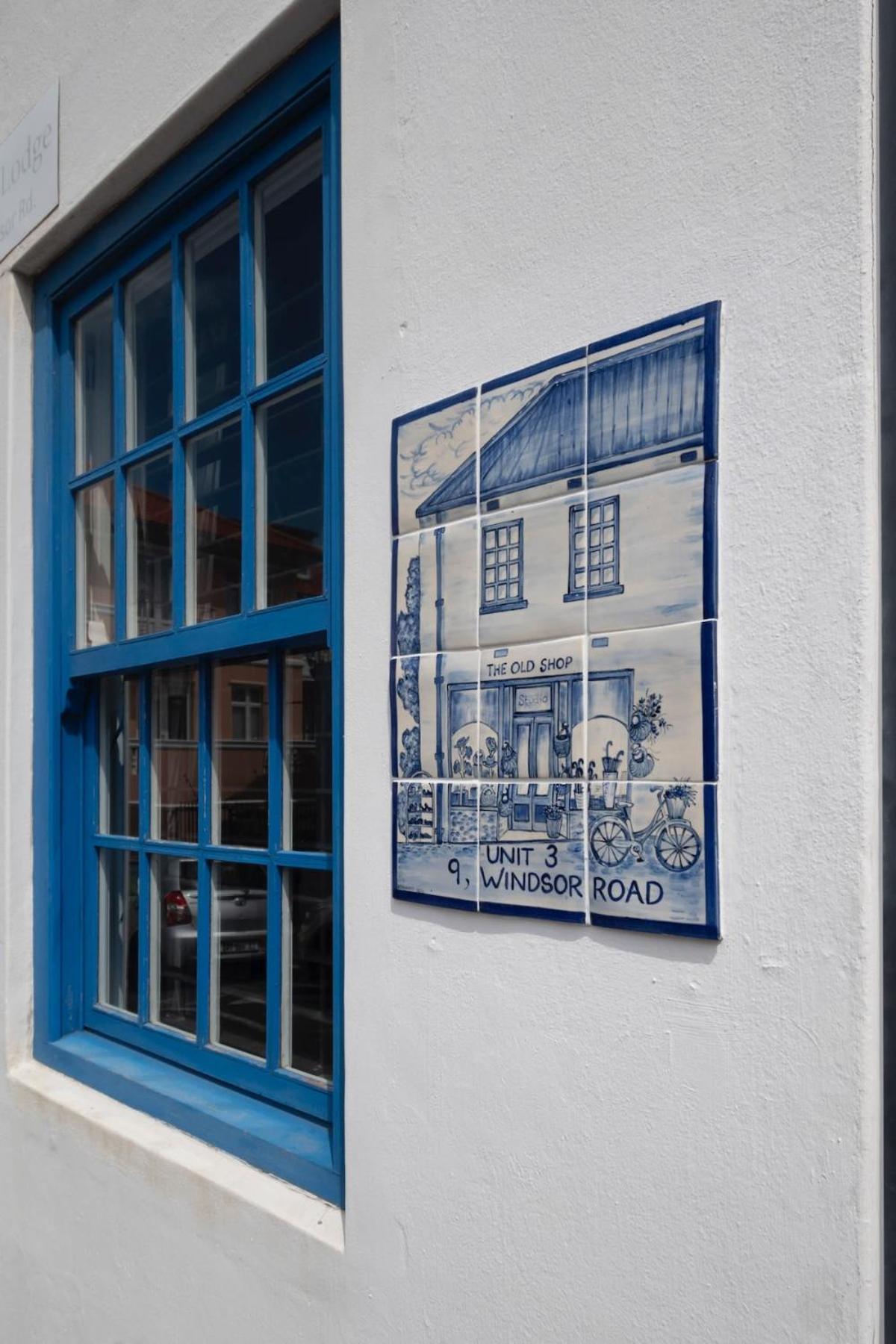 The Old Shop Loft In The Heart Of Apartment Kalk Bay